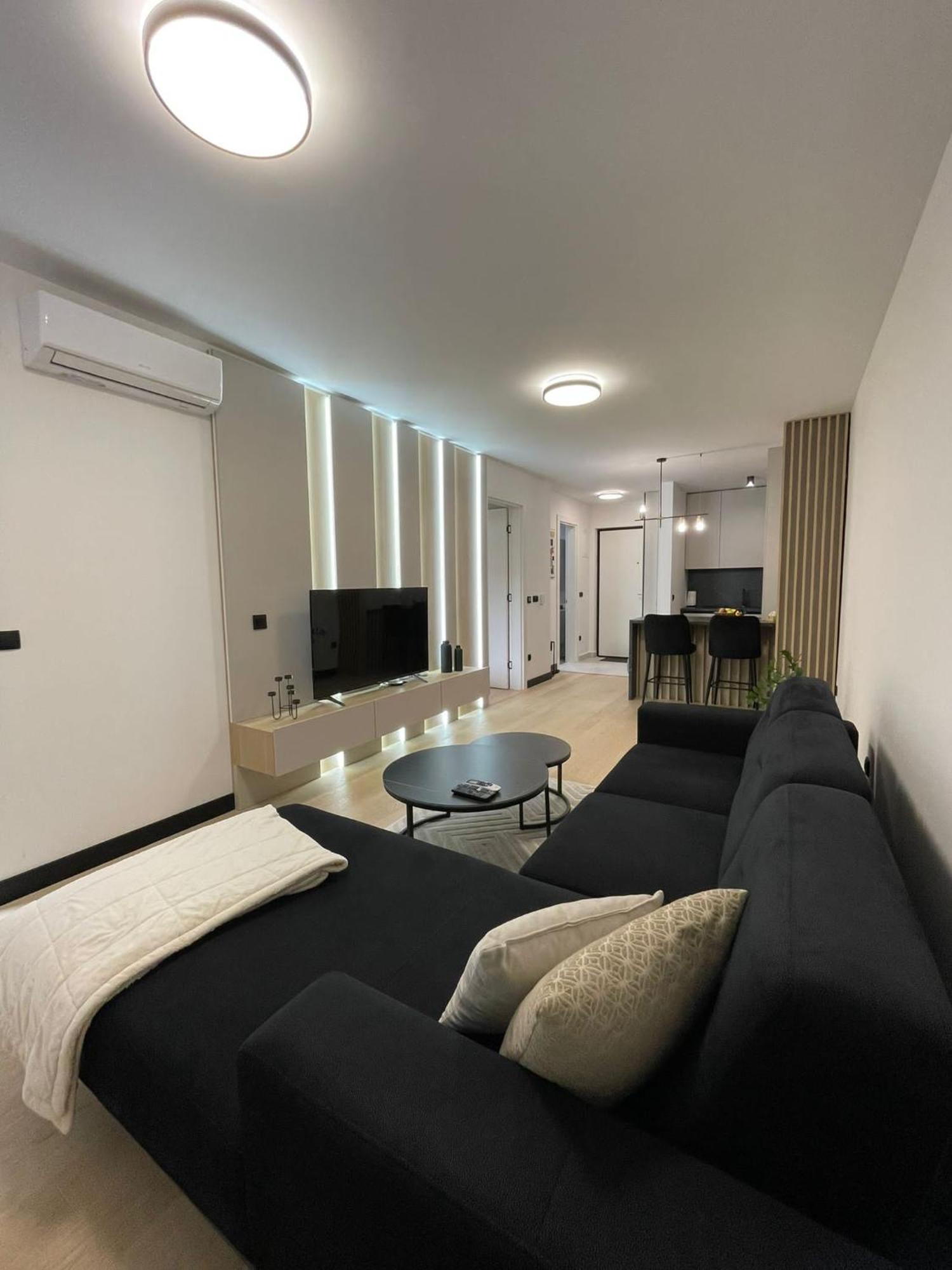 Apartman1105 Free Garage Apartment *