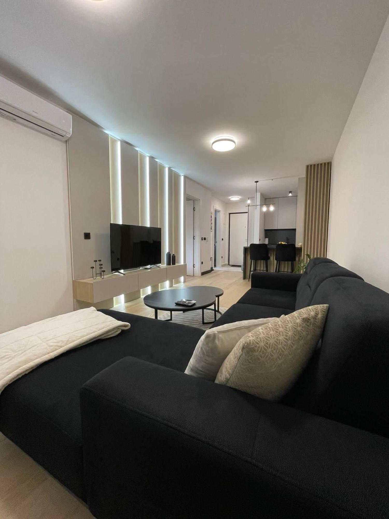 Apartman1105 Free Garage