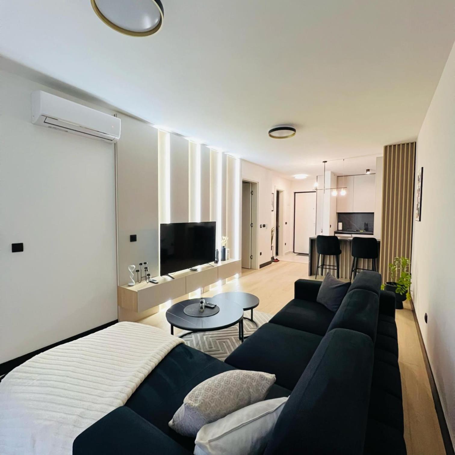 Apartman1105 Free Garage Apartment *